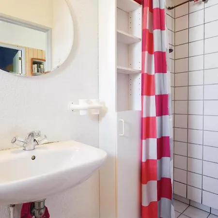 Vakantiehuis Three-bedroom In Nordenbro Vesteregn